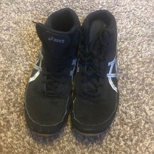 Asics wrestling shoes